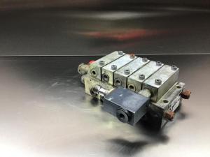 Liebherr Verteilerblock